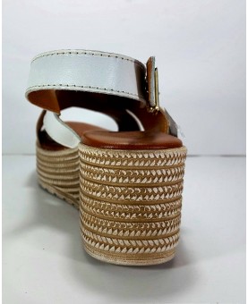 Sandalo con zeppa in pelle bianco e oro