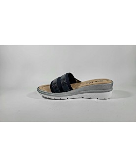 Ciabatta donna Patrizia Azzi blu sottopiede anatomico in vera pelle