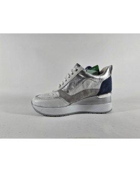 Cinzia soft sneakers allacciate bianche