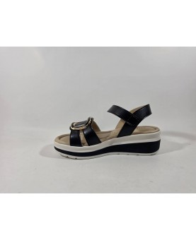 Valleverde sandali donna neri con accessorio oro